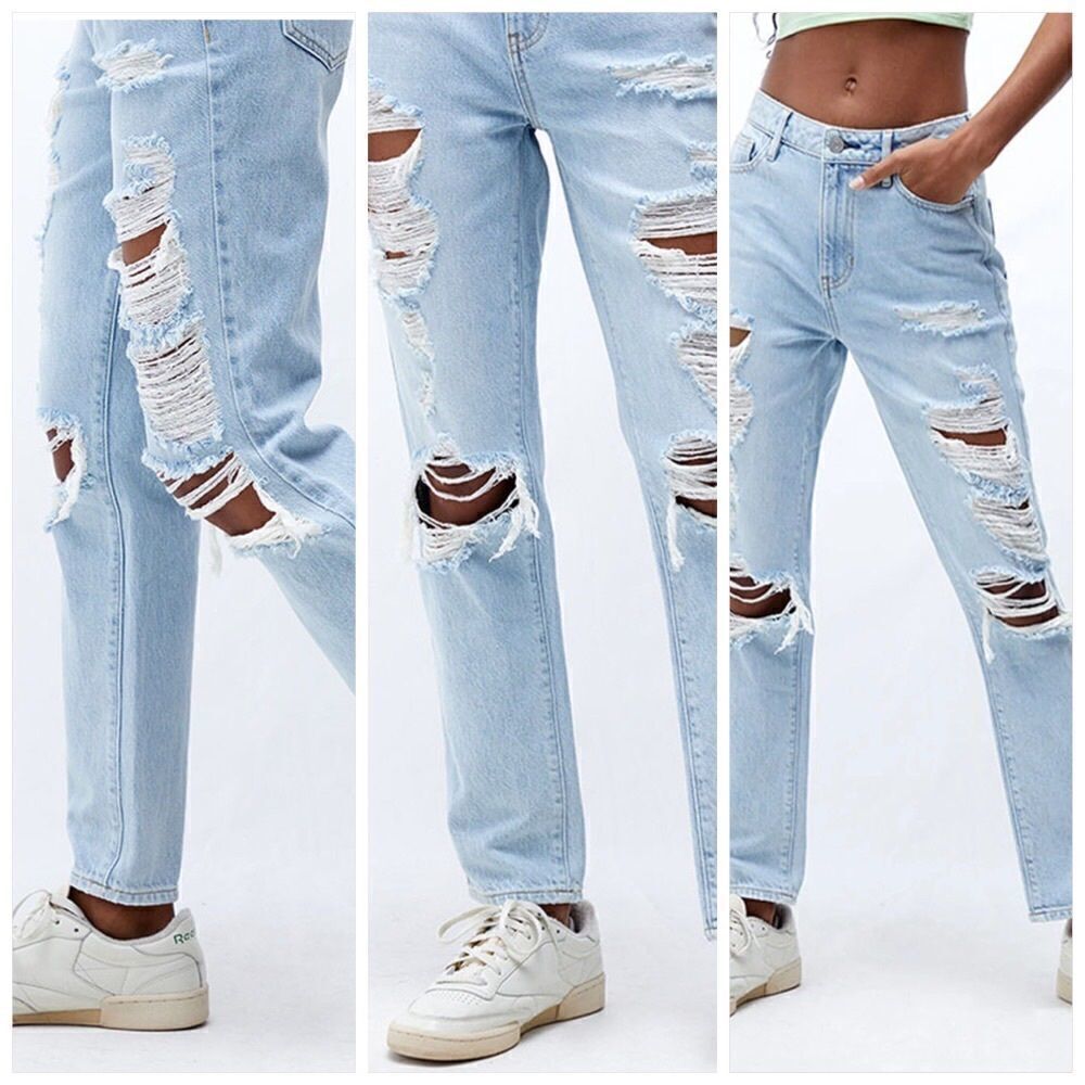 PACSUN Destroyed Legs Mom Jean Size 24